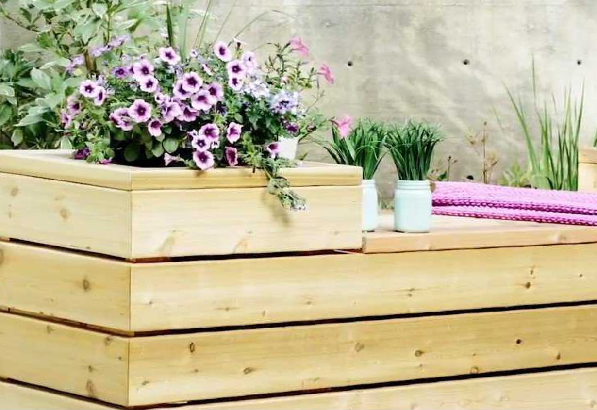 DIY Planter Bench